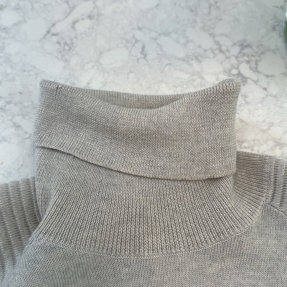 Wool Theory turtleneck - Picture 5 of 8